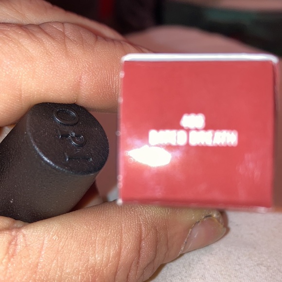 SUBTLY SEXY! MAC BATES BREATH LOVE ME LIPSTICK. OPI JUST LANAI-ING AROUND - Picture 2 of 3